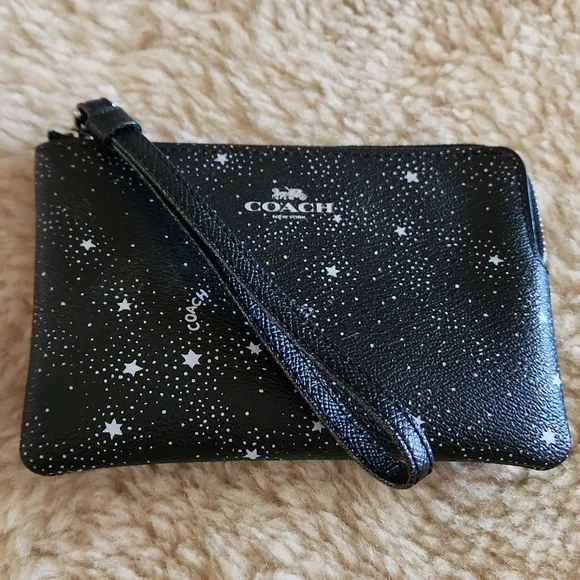 NWOT Coach Witchy Black Stars & Constellation Wristlet Wallet 🖤⭐️